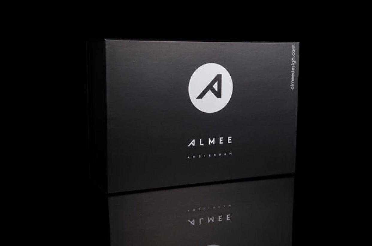 Dutch satijn sierkussen zwart  met kristallen