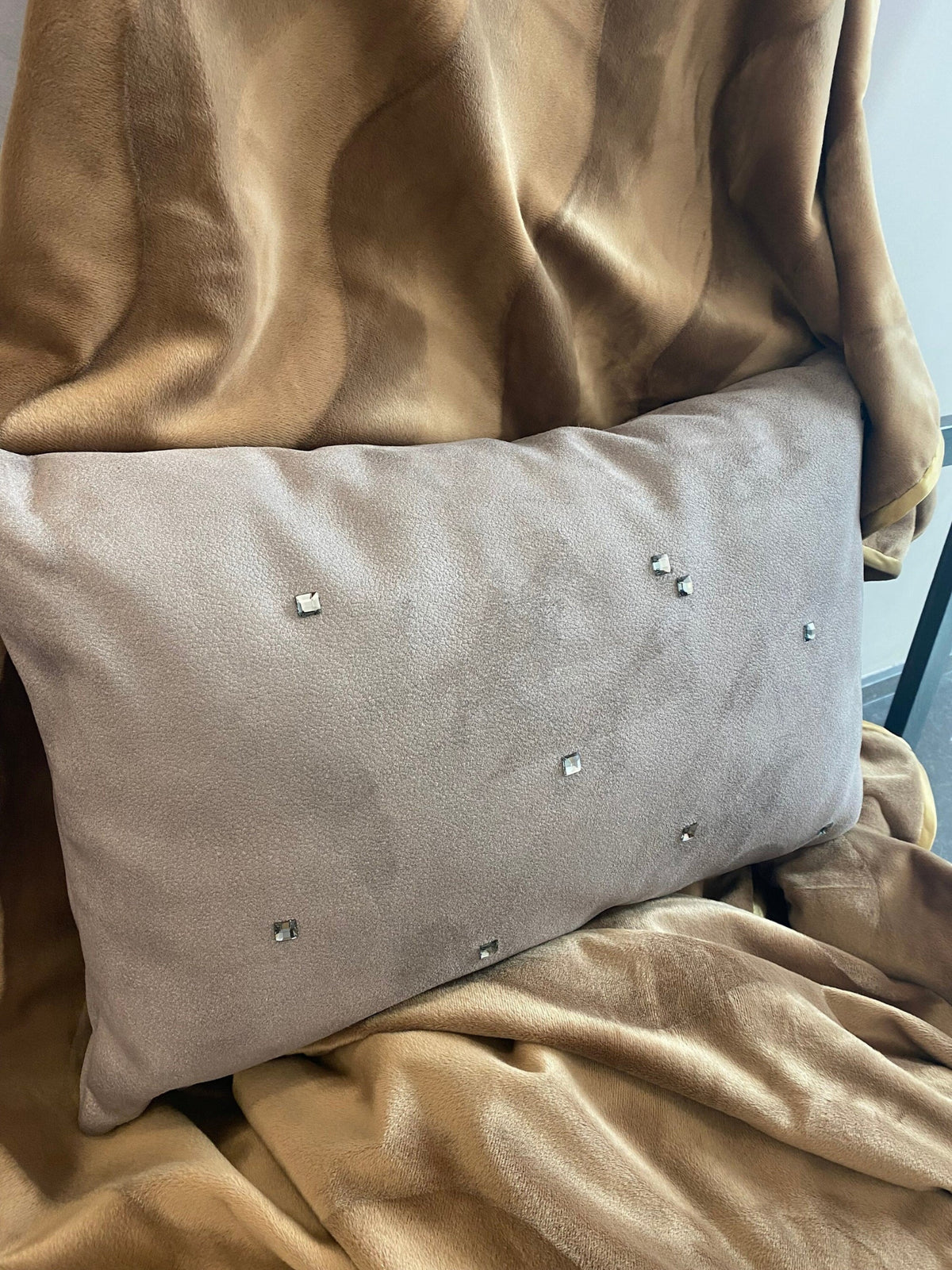 Sable dore plaids